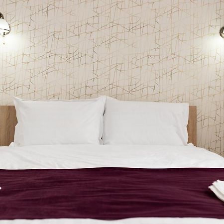 Marconi Guesthouse Hunedoara Luaran gambar