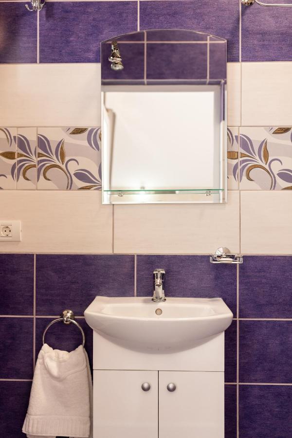 Marconi Guesthouse Hunedoara Luaran gambar
